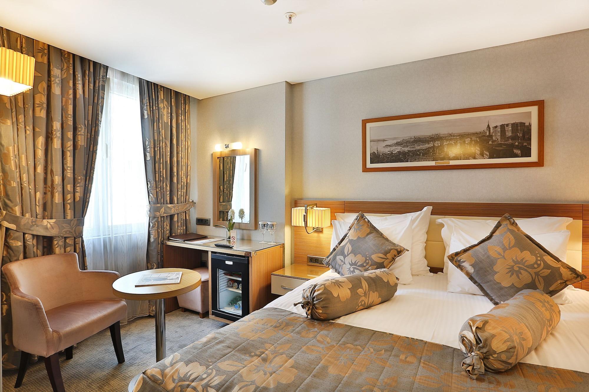 Hotel Momento - Special Category อิสตันบูล ภายนอก รูปภาพ