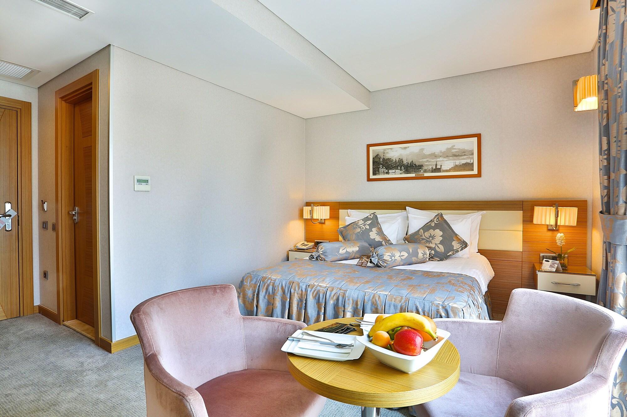 Hotel Momento - Special Category อิสตันบูล ภายนอก รูปภาพ