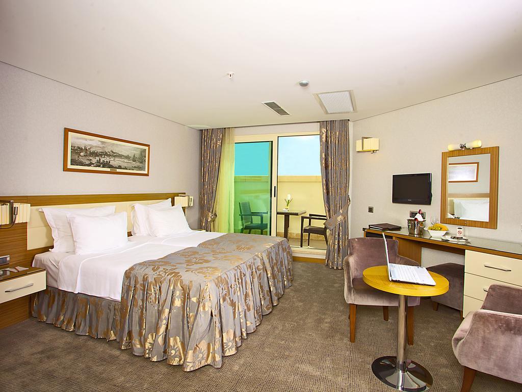 Hotel Momento - Special Category อิสตันบูล ภายนอก รูปภาพ