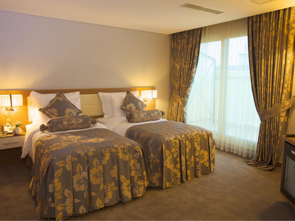 Hotel Momento - Special Category อิสตันบูล ภายนอก รูปภาพ